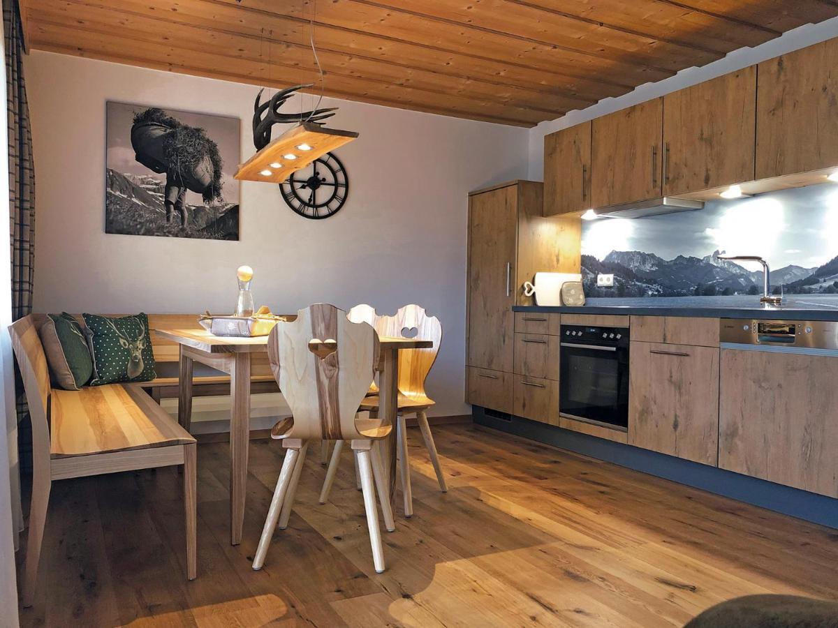 Ferienwohnungen Meusburger Tannheim Bagian luar foto