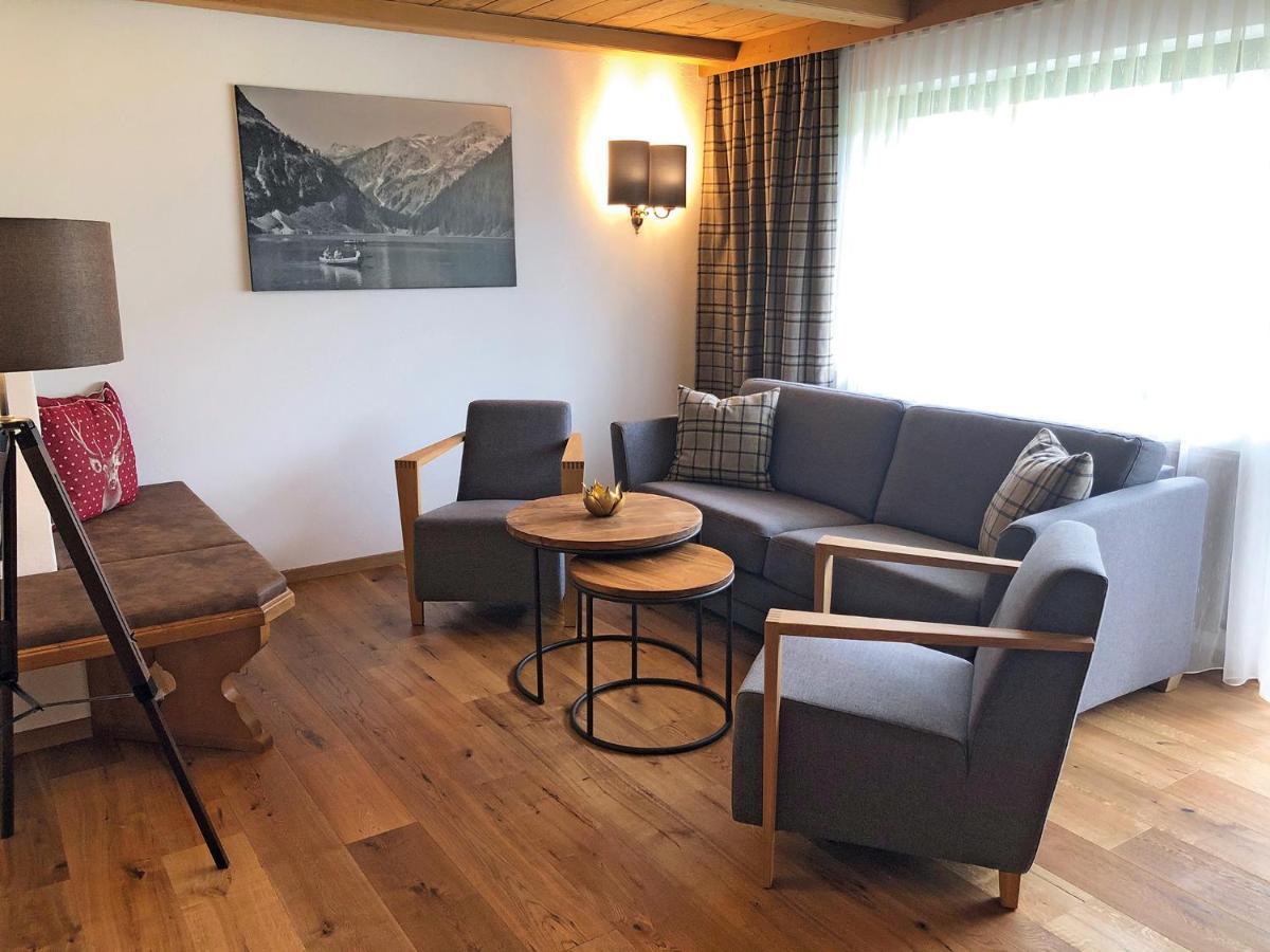 Ferienwohnungen Meusburger Tannheim Bagian luar foto